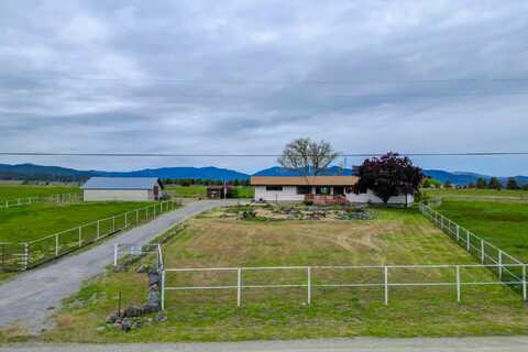 431 Holcomb Road, Montague, CA 96064