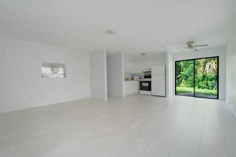 4752 SE Ebbtide Avenue, Stuart, FL 34997