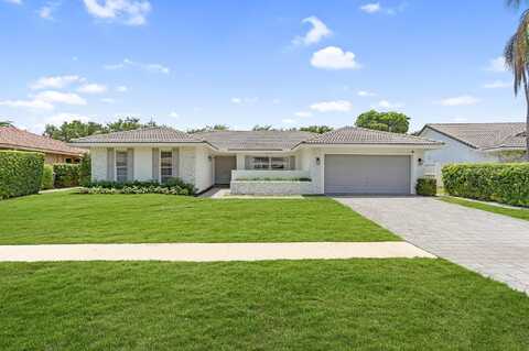 10194 Harbourtown Court, Boca Raton, FL 33498