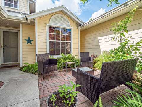 559 6th Street, Vero Beach, FL 32962