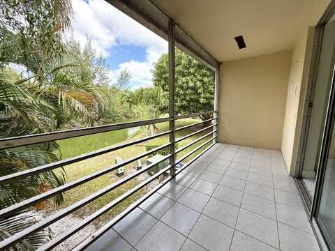 35 Windsor B, West Palm Beach, FL 33417