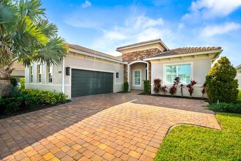 9018 SW Matilda Way, Port Saint Lucie, FL 34987