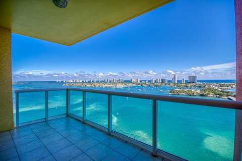 2640 Lake Shore Drive, Riviera Beach, FL 33404