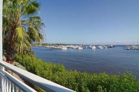 675 NW Flagler Avenue, Stuart, FL 34994