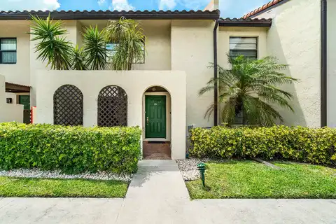 21863 Arriba Real, Boca Raton, FL 33433