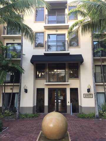 4907 Midtown Lane, Palm Beach Gardens, FL 33418