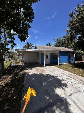 337 W Sagamore Avenue, Clewiston, FL 33440