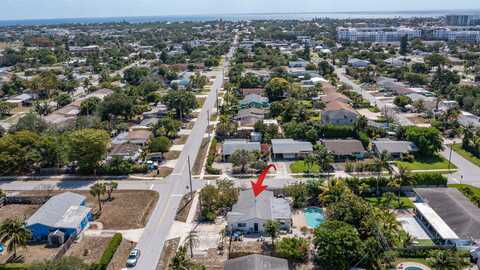 204 SW 10th Avenue, Boynton Beach, FL 33435