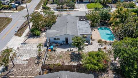 204 SW 10th Avenue, Boynton Beach, FL 33435