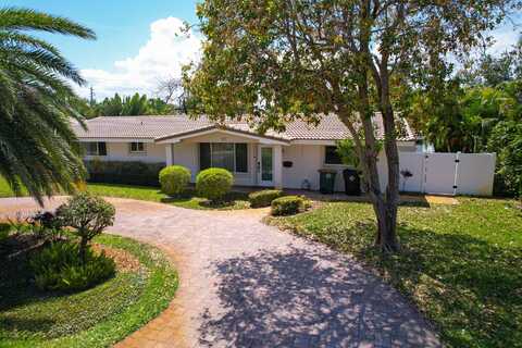 5111 NE 27th Terrace NE, Lighthouse Point, FL 33064