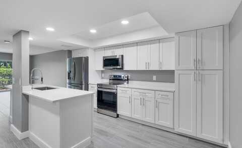 1166 6th Avenue, Vero Beach, FL 32960
