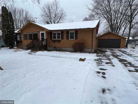 4835 Hodgson Road, Shoreview, MN 55126