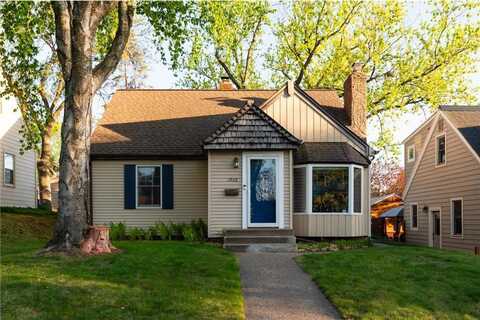1938 Saunders Avenue, Saint Paul, MN 55116