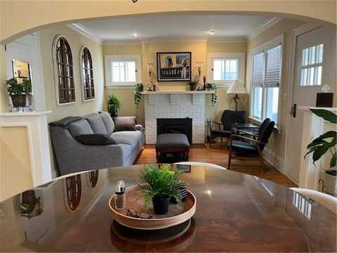 1930 Jefferson Avenue, Saint Paul, MN 55105