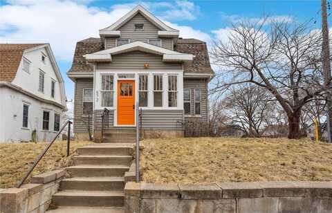 572 Smith Avenue S, Saint Paul, MN 55107