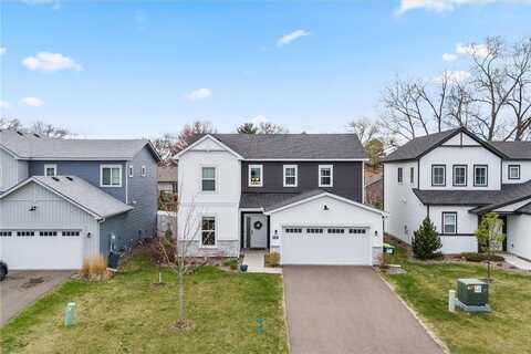 6813 Camden Avenue N, Brooklyn Center, MN 55430