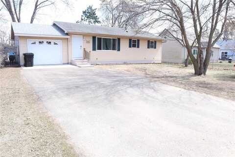 1106 8th Avenue N, Princeton, MN 55371