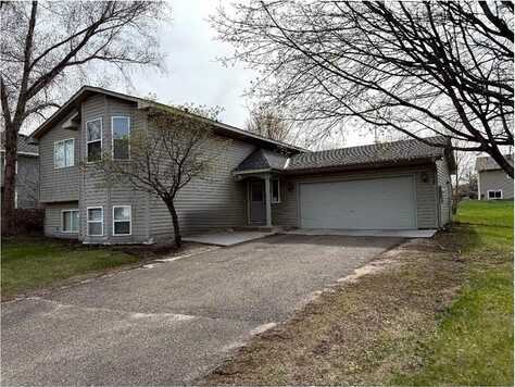 9007 Hampshire Avenue N, Brooklyn Park, MN 55445