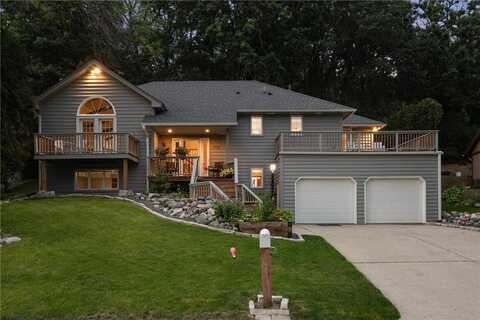 7712 W 84th Street Circle, Bloomington, MN 55438