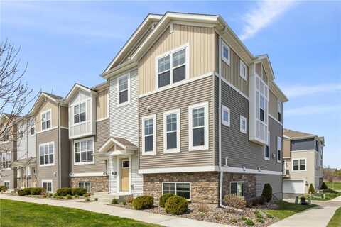792 Roselyn Drive, Victoria, MN 55386