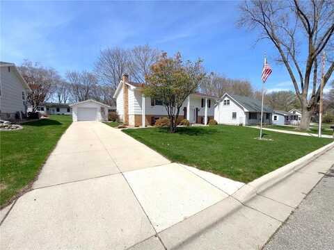 1608 7 1/2 Street SW, Willmar, MN 56201