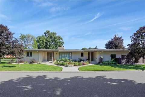 324 2nd Street NE, Osseo, MN 55369