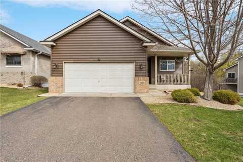 1128 Beaver Creek Parkway, Maplewood, MN 55119