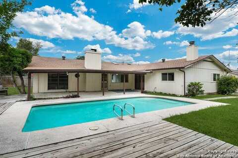 14320 Forum Rd, Universal City, TX 78148