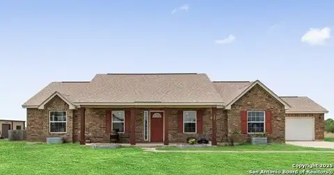 145 Gentle Breeze, Floresville, TX 78114