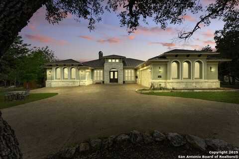 2350 Geneseo Oaks, New Braunfels, TX 78132