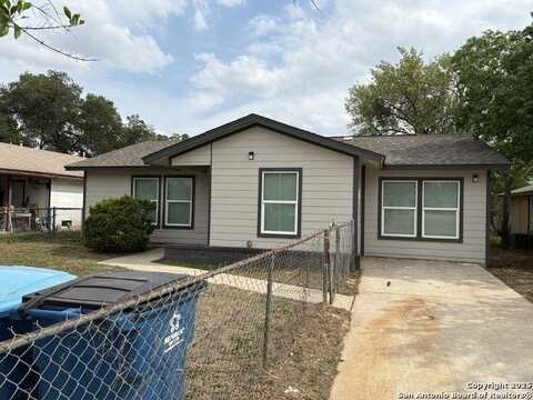 606 Crockett, Pleasanton, TX 78064