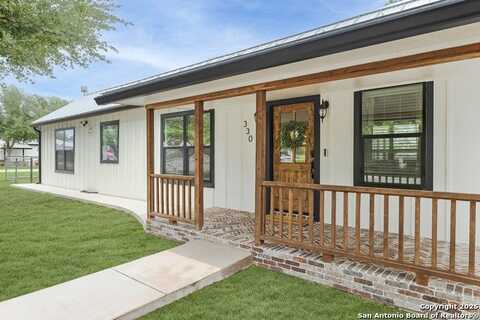 330 County Road 374, Hobson, TX 78117