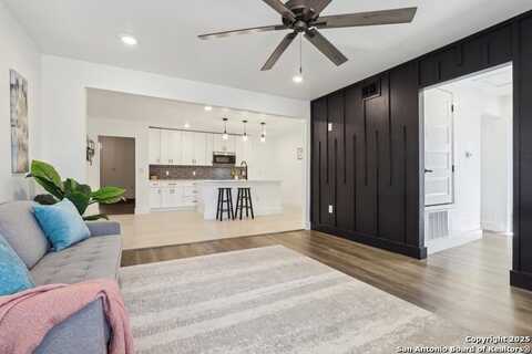 143 Glamis, San Antonio, TX 78223