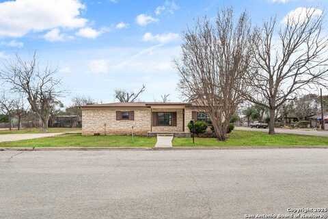 1307 11th, Hondo, TX 78861