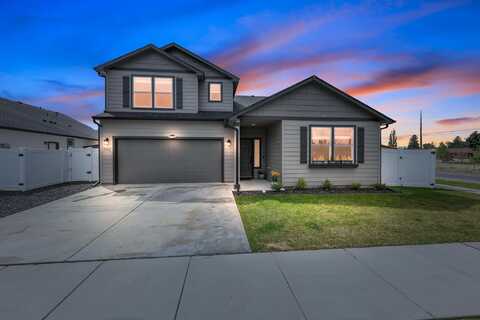 1502 E B St, Deer Park, WA 99006