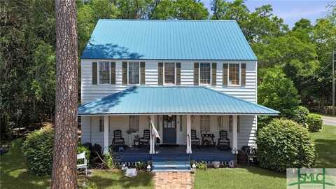 701 N Oak Street, Springfield, GA 31329