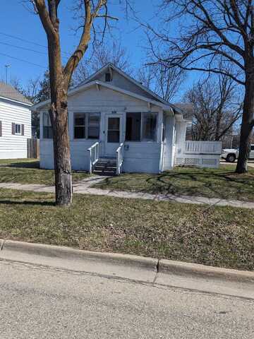 1802 N Mason, Saginaw, MI 48602