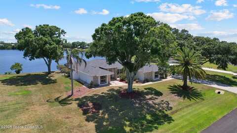 385 Lake View Lane, Palm Bay, FL 32909