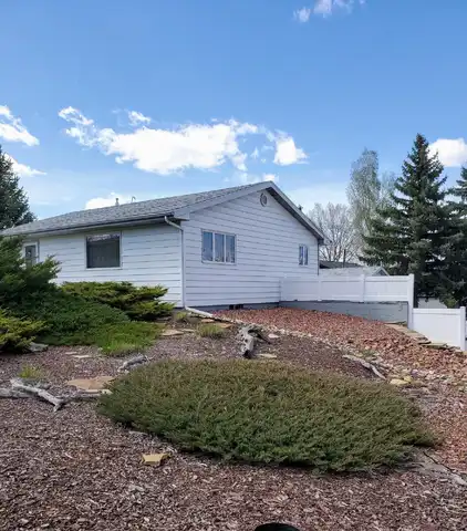 803 W 5th Street, Sheridan, WY 82801