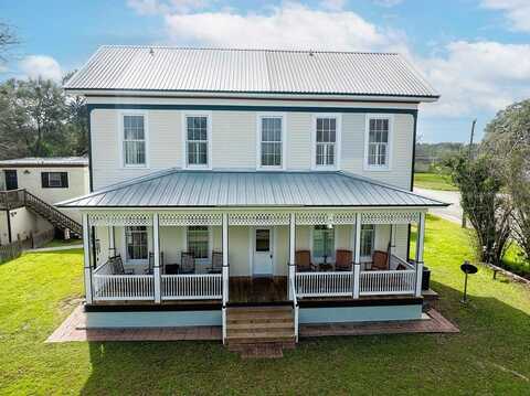 317 South Penn Street, Flatonia, TX 78941