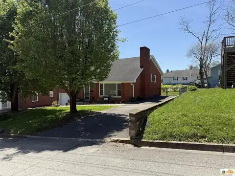 205 W Guardian Street, Columbia, KY 42728