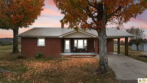 402 Alexander Avenue, Cave City, KY 42127