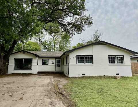 1202 W CASADO, Wichita, KS 67217