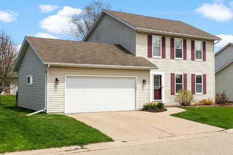 6102 White Pine Way, Fitchburg, WI 53719