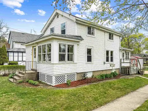 118 S Oak Street, Lake Mills, WI 53551