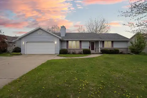 932 Burnwyck Drive, Janesville, WI 53546