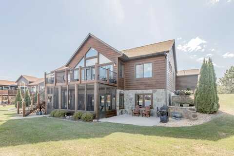 N8104 15th Avenue, New Lisbon, WI 53950
