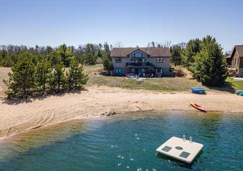 W5588 S Stone Gate Drive, New Lisbon, WI 53950