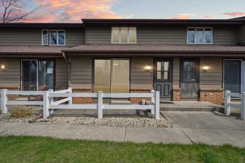 227 Ba Wood Lane, Janesville, WI 53545