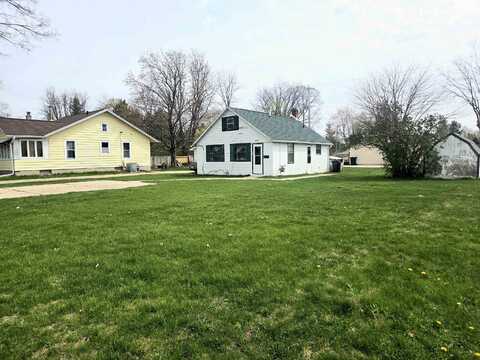 2233 Adel Street, Janesville, WI 53546